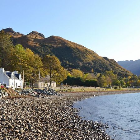 Shore Cottage Arnisdale Exterior photo