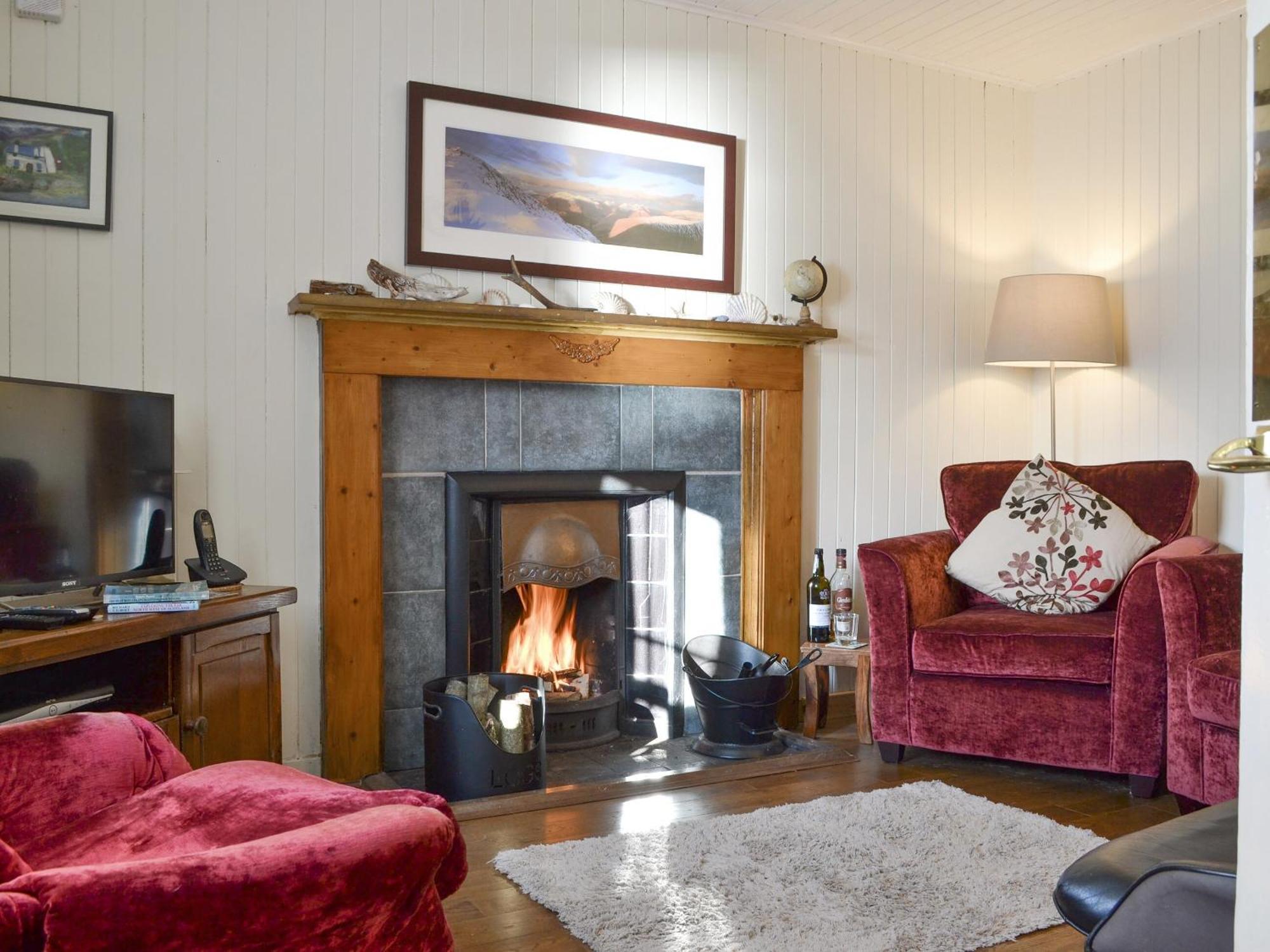 Shore Cottage Arnisdale Exterior photo